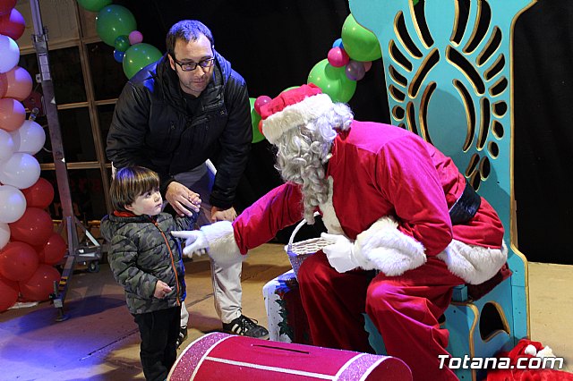 Visita de Papa Noel a Totana - Loles Miralles Estudio de Danza 2018 - 571