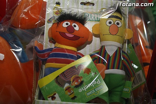 Pap Noel visit Mundo Piatas para recoger las cartas de los ms peques de la casa - 20