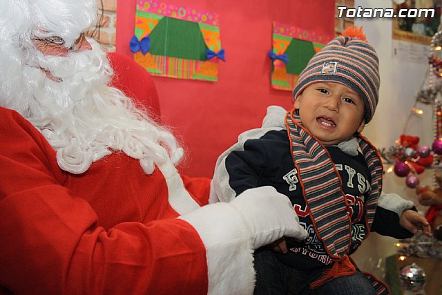 Pap Noel visit Mundo Piatas para recoger las cartas de los ms peques de la casa - 47