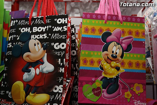 Pap Noel visit Mundo Piatas para recoger las cartas de los ms peques de la casa - 88