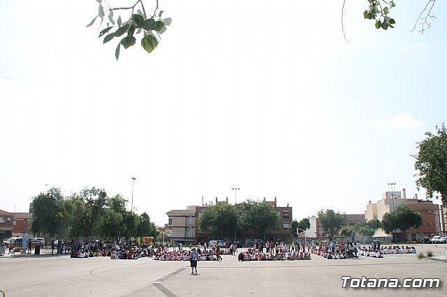 Salto Acrobtico de la Patrulla PAPEA con motivo del Da Mundial de las Lipodistrofias 2018 - 13