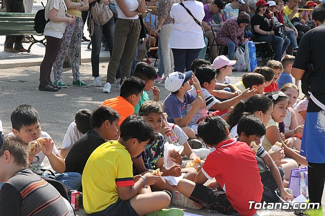 Salto Acrobtico de la Patrulla PAPEA con motivo del Da Mundial de las Lipodistrofias 2018 - 15