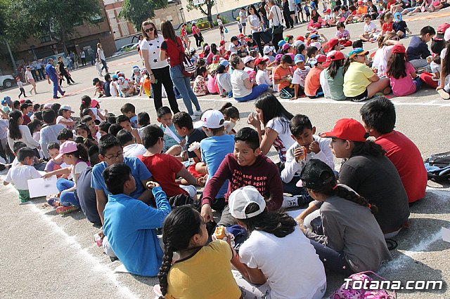Salto Acrobtico de la Patrulla PAPEA con motivo del Da Mundial de las Lipodistrofias 2018 - 17
