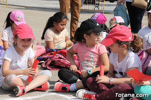 Salto Acrobtico de la Patrulla PAPEA con motivo del Da Mundial de las Lipodistrofias 2018 - 23