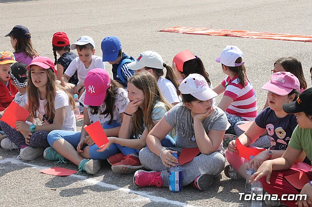Salto Acrobtico de la Patrulla PAPEA con motivo del Da Mundial de las Lipodistrofias 2018 - 33