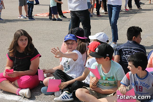 Salto Acrobtico de la Patrulla PAPEA con motivo del Da Mundial de las Lipodistrofias 2018 - 38