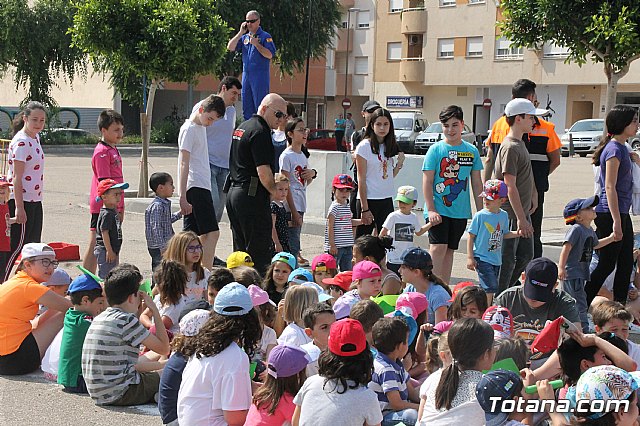 Salto Acrobtico de la Patrulla PAPEA con motivo del Da Mundial de las Lipodistrofias 2018 - 52