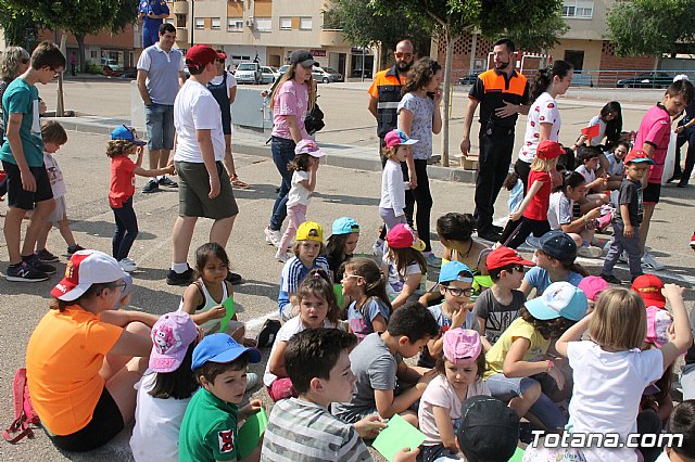 Salto Acrobtico de la Patrulla PAPEA con motivo del Da Mundial de las Lipodistrofias 2018 - 53