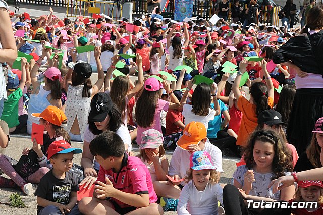 Salto Acrobtico de la Patrulla PAPEA con motivo del Da Mundial de las Lipodistrofias 2018 - 57