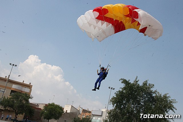 Salto Acrobtico de la Patrulla PAPEA con motivo del Da Mundial de las Lipodistrofias 2018 - 94