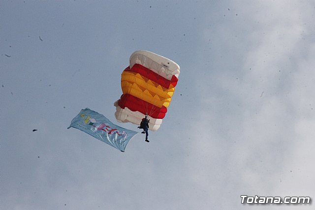 Salto Acrobtico de la Patrulla PAPEA con motivo del Da Mundial de las Lipodistrofias 2018 - 101