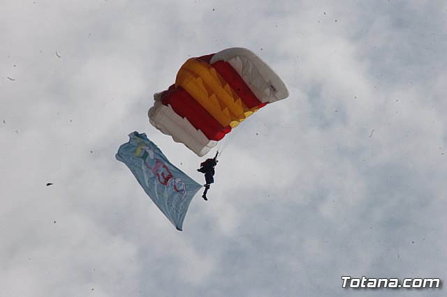 Salto Acrobtico de la Patrulla PAPEA con motivo del Da Mundial de las Lipodistrofias 2018 - 102