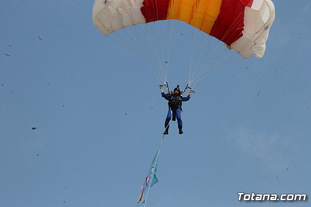 Salto Acrobtico de la Patrulla PAPEA con motivo del Da Mundial de las Lipodistrofias 2018 - 107