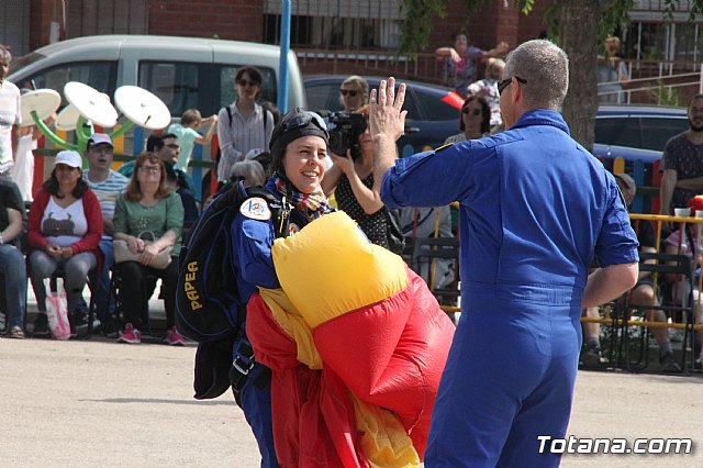Salto Acrobtico de la Patrulla PAPEA con motivo del Da Mundial de las Lipodistrofias 2018 - 120