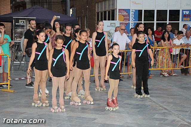 Exhibicin de patinaje. Club Patn Totana. Fiestas de Santiago 2016 - 1