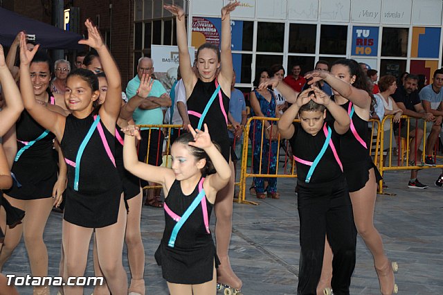 Exhibicin de patinaje. Club Patn Totana. Fiestas de Santiago 2016 - 3