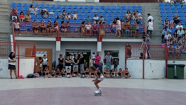 Exhibicin de patinaje artstico - Fiestas de Santiago 2015 - 16