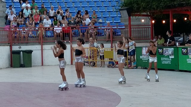 Exhibicin de patinaje artstico - Fiestas de Santiago 2015 - 41