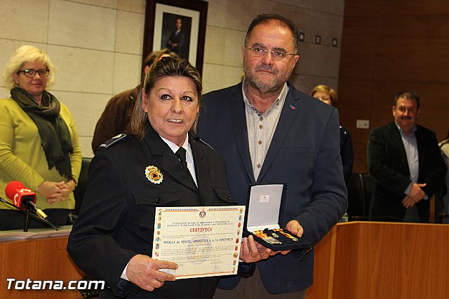 Entrega de condecoraciones a voluntarios de Proteccin Civil - 29