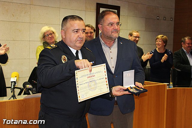 Entrega de condecoraciones a voluntarios de Proteccin Civil - 39
