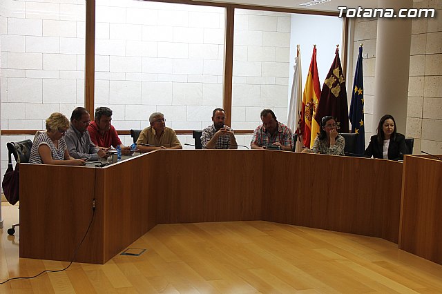 Pleno extraordinario sorteo mesas electorales elecciones europeas 25 mayo. - 2