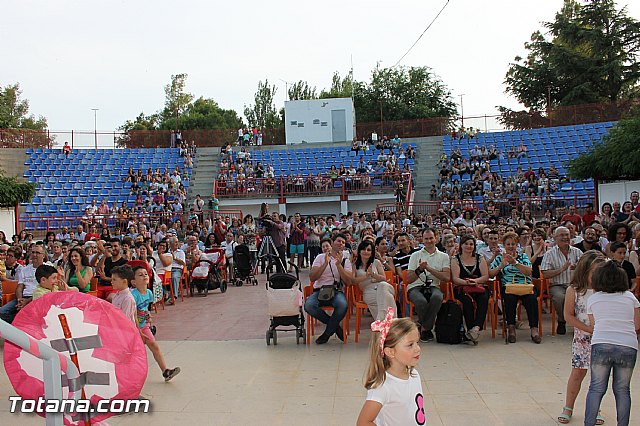 Fiesta fin de curso. Escuelas infantiles Doa Pepita, Carmen Bar y Ntra. Sra. del Rosario (el Paretn) 2015 - 64