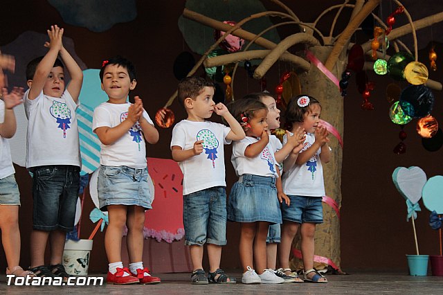 Fiesta fin de curso. Escuelas infantiles Doa Pepita, Carmen Bar y Ntra. Sra. del Rosario (el Paretn) 2015 - 191