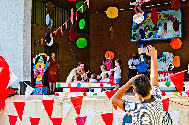 Fiesta fin de curso. Escuela infantil Clara Campoamor 2017 - 71