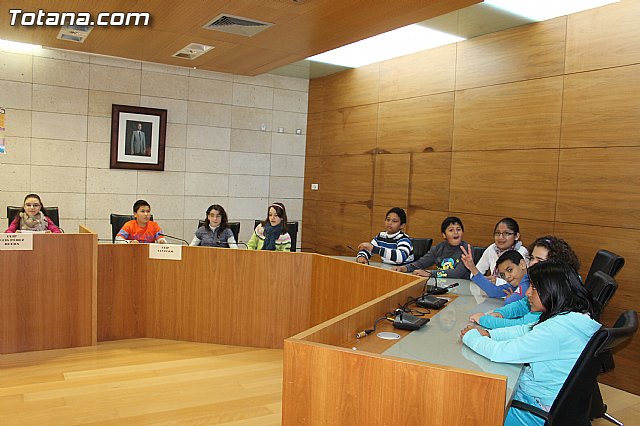 Lectura del manifiesto del Da de los Derechos del Nio 2013 - 2