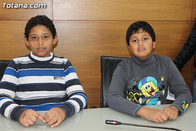 Lectura del manifiesto del Da de los Derechos del Nio 2013 - 11