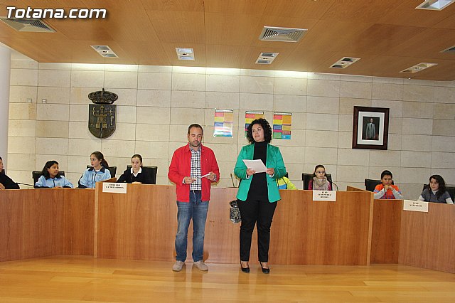 Lectura del manifiesto del Da de los Derechos del Nio 2013 - 36