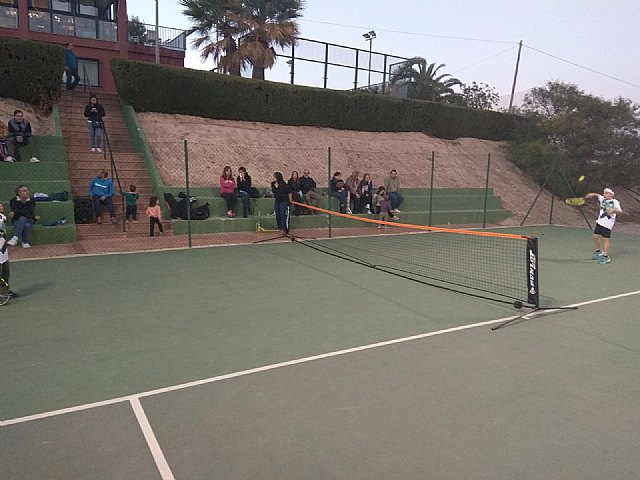 xito en el II Torneo Pequetenis organizado en el Club de Tenis Totana - 98