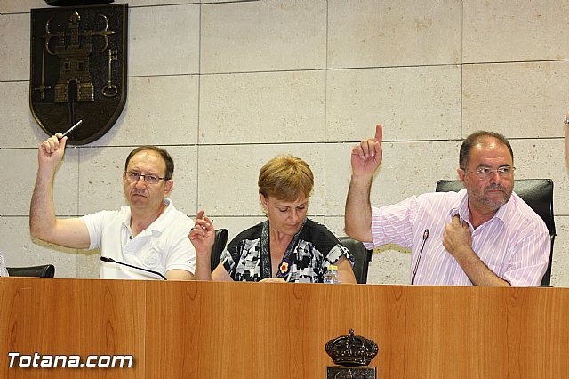 Pleno extraordinario para adherirse al fondo de Ordenacin de Medidas de Sostenibilidad Financiera y Entidades Locales - 13