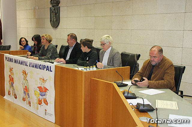 Corporacin infantil 2018/2019 - 13