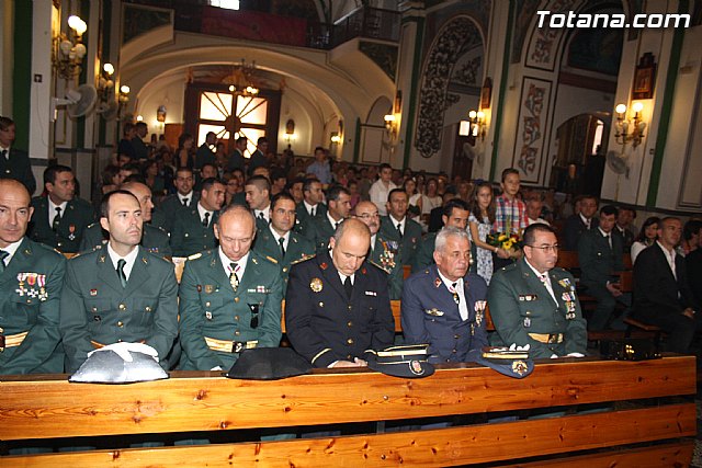 Misa da del Pilar y acto institucional de homenaje a la bandera de Espaa - 2011 - 79