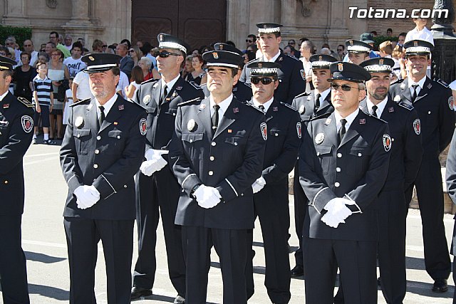 Misa da del Pilar y acto institucional de homenaje a la bandera de Espaa - 2011 - 144
