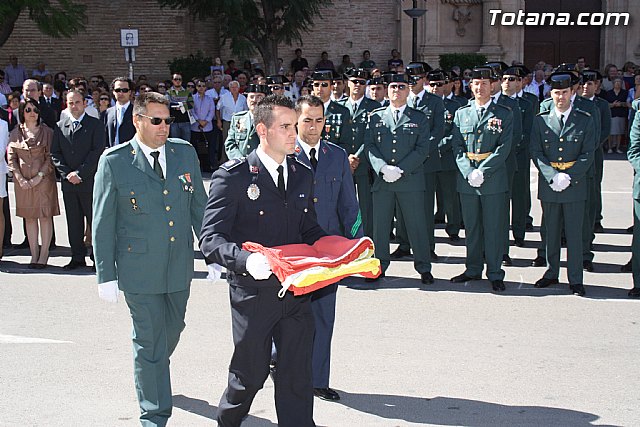 Misa da del Pilar y acto institucional de homenaje a la bandera de Espaa - 2011 - 147