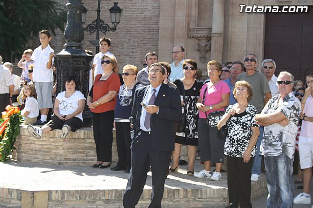 Misa da del Pilar y acto institucional de homenaje a la bandera de Espaa - 2011 - 157