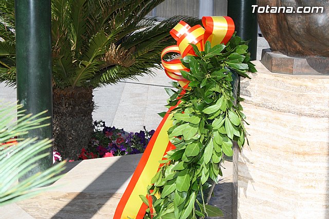 Misa da del Pilar y acto institucional de homenaje a la bandera de Espaa - 2011 - 172