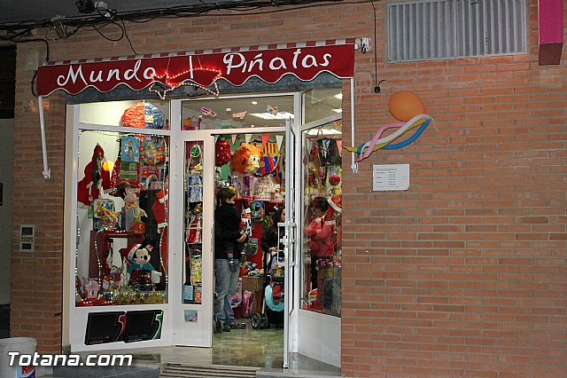 Pap Noel visit Mundo Piatas para recoger las cartas de los ms peques de la casa - 1