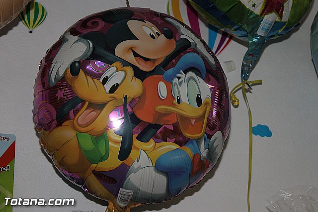 Pap Noel visit Mundo Piatas para recoger las cartas de los ms peques de la casa - 70