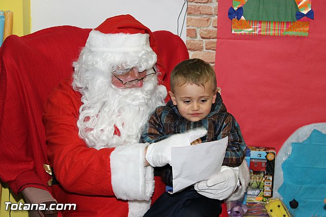 Pap Noel visit Mundo Piatas para recoger las cartas de los ms peques de la casa - 97