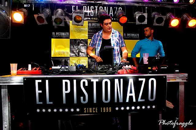 La Pea El Pistonazo y el Grupo Miras organizaron el Carnival Group Party - 22