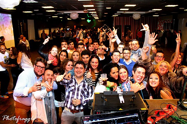 La Pea El Pistonazo y el Grupo Miras organizaron el Carnival Group Party - 40