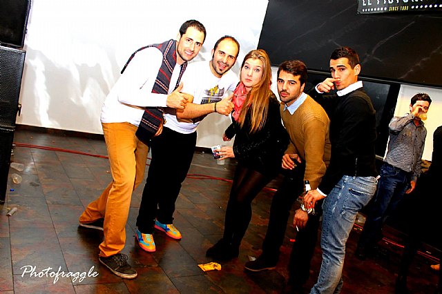 La Pea El Pistonazo y el Grupo Miras organizaron el Carnival Group Party - 76