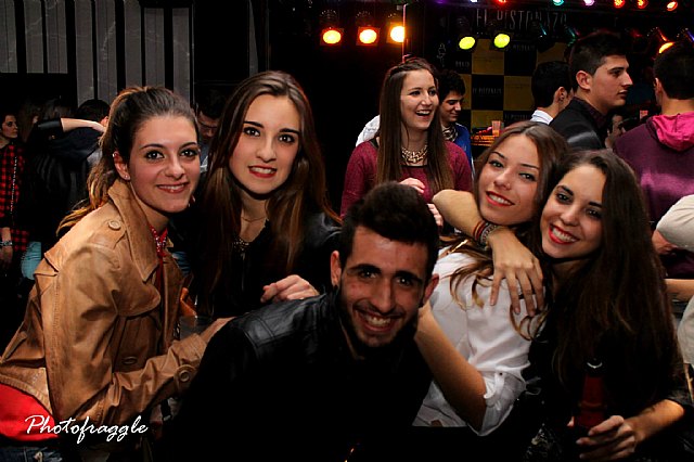 La Pea El Pistonazo y el Grupo Miras organizaron el Carnival Group Party - 112