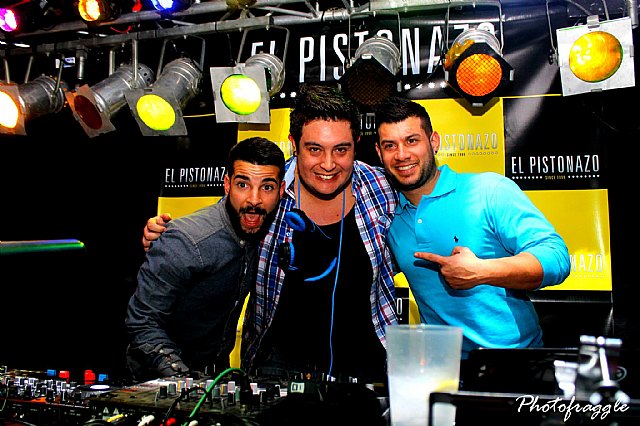 La Pea El Pistonazo y el Grupo Miras organizaron el Carnival Group Party - 128