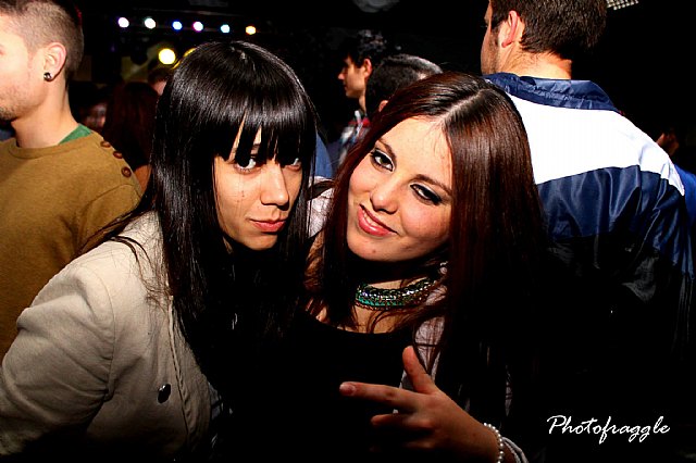 La Pea El Pistonazo y el Grupo Miras organizaron el Carnival Group Party - 153