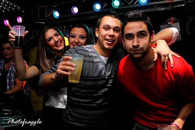 La Pea El Pistonazo y el Grupo Miras organizaron el Carnival Group Party - 160