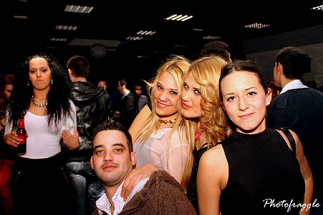 La Pea El Pistonazo y el Grupo Miras organizaron el Carnival Group Party - 168